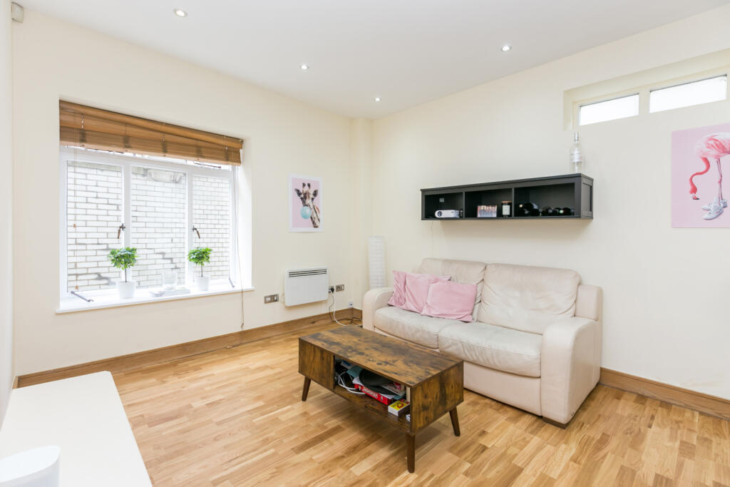 2 bed Apartment for rent in Camden Town. From Hanover - St John's Wood