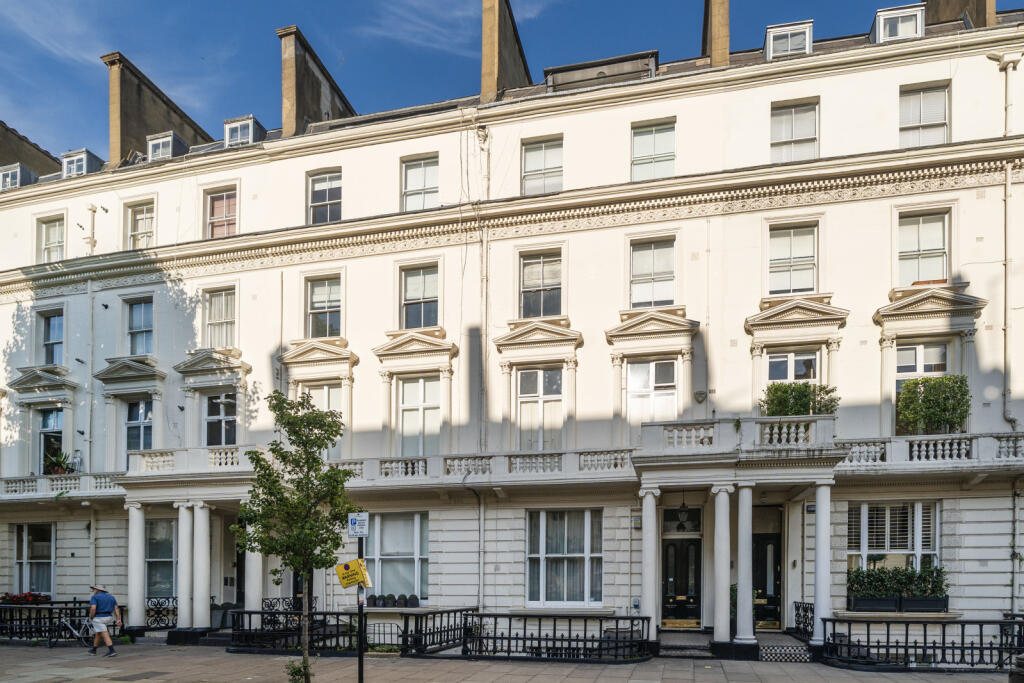 3 bed Apartment for rent in London. From Hanover - St John's Wood