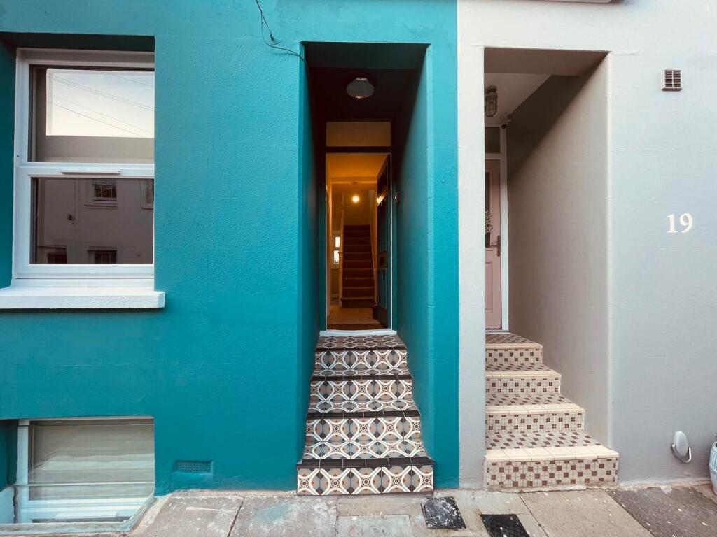 3 bed Detached for rent in Ovingdean. From Young Lee - Brighton