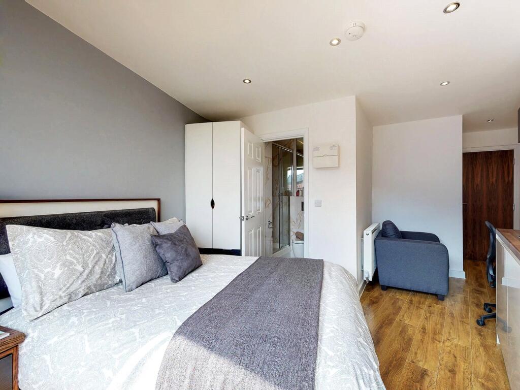 4 bed Apartment for rent in Leeds. From Beercocks - Cottingham 4 bed Apartment for rent in Leeds. From Beercocks - Cottingham