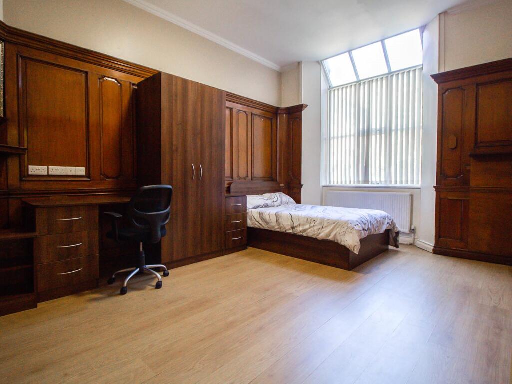 2 bed Apartment for rent in Leeds. From Beercocks - Cottingham