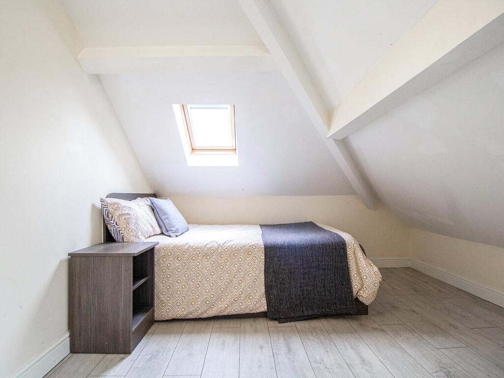 3 bed Apartment for rent in Leeds. From Beercocks - Cottingham
