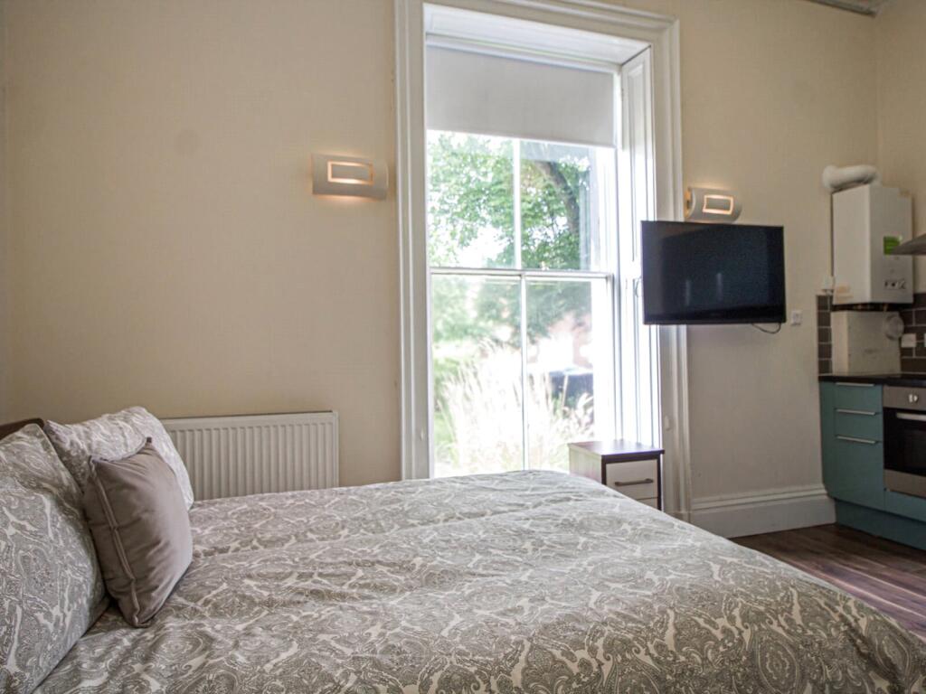 4 bed Apartment for rent in Leeds. From Beercocks - Cottingham