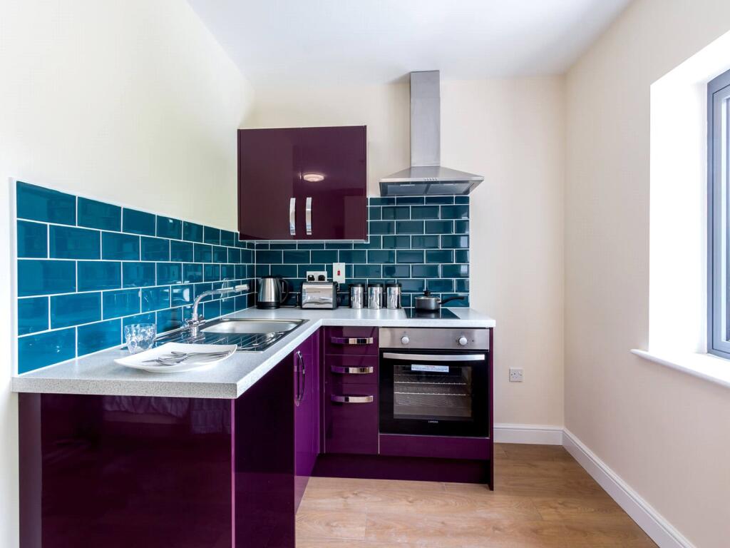 4 bed Apartment for rent in Leeds. From Beercocks - Cottingham 4 bed Apartment for rent in Leeds. From Beercocks - Cottingham