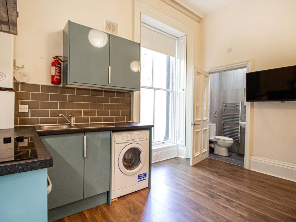4 bed Apartment for rent in Leeds. From Beercocks - Cottingham