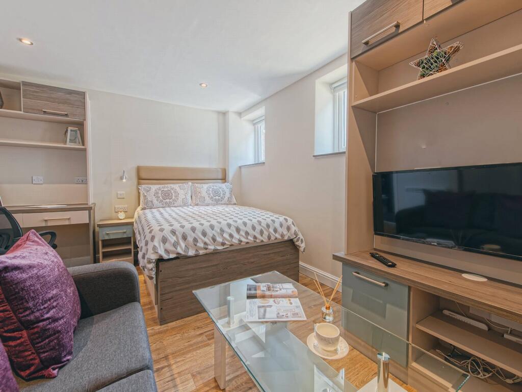 4 bed Apartment for rent in Manchester. From Beercocks - Cottingham