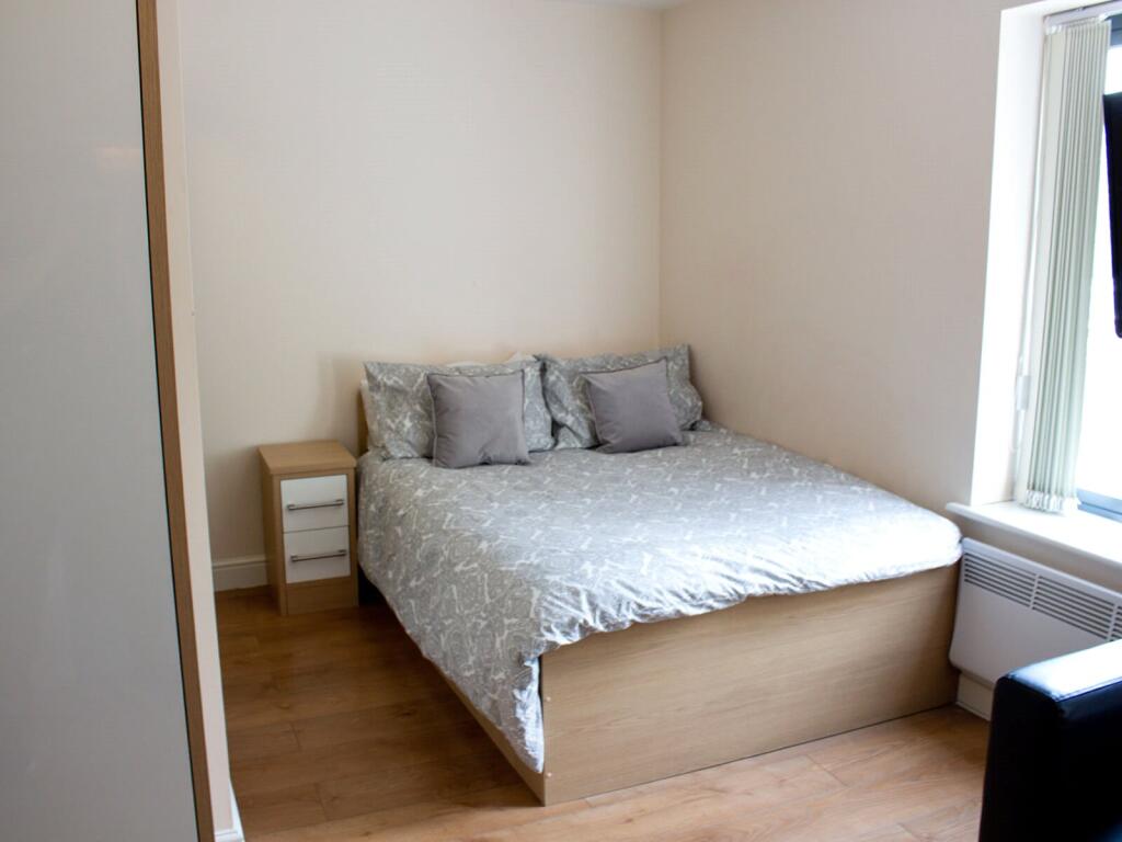 4 bed Apartment for rent in Leeds. From Beercocks - Cottingham