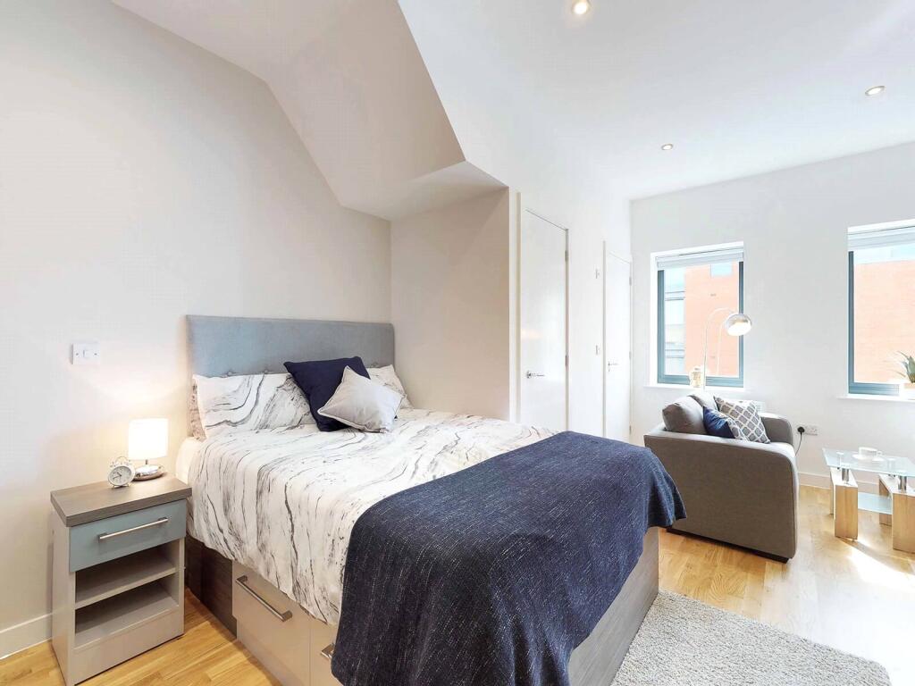 4 bed Apartment for rent in Sheffield. From Beercocks - Cottingham 4 bed Apartment for rent in Sheffield. From Beercocks - Cottingham