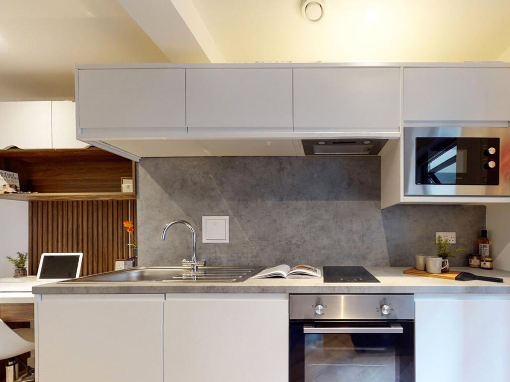 4 bed Apartment for rent in Paddington. From Beercocks - Cottingham