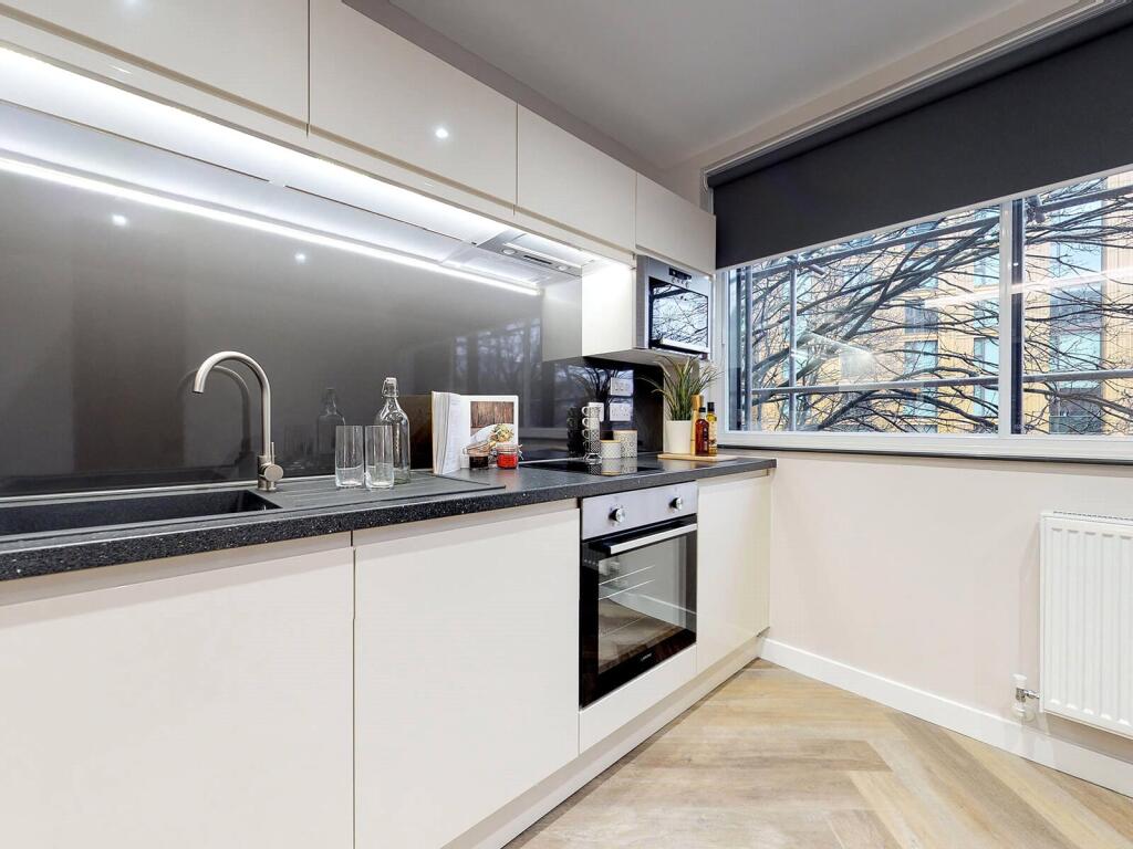 4 bed Apartment for rent in Leeds. From Beercocks - Cottingham 4 bed Apartment for rent in Leeds. From Beercocks - Cottingham