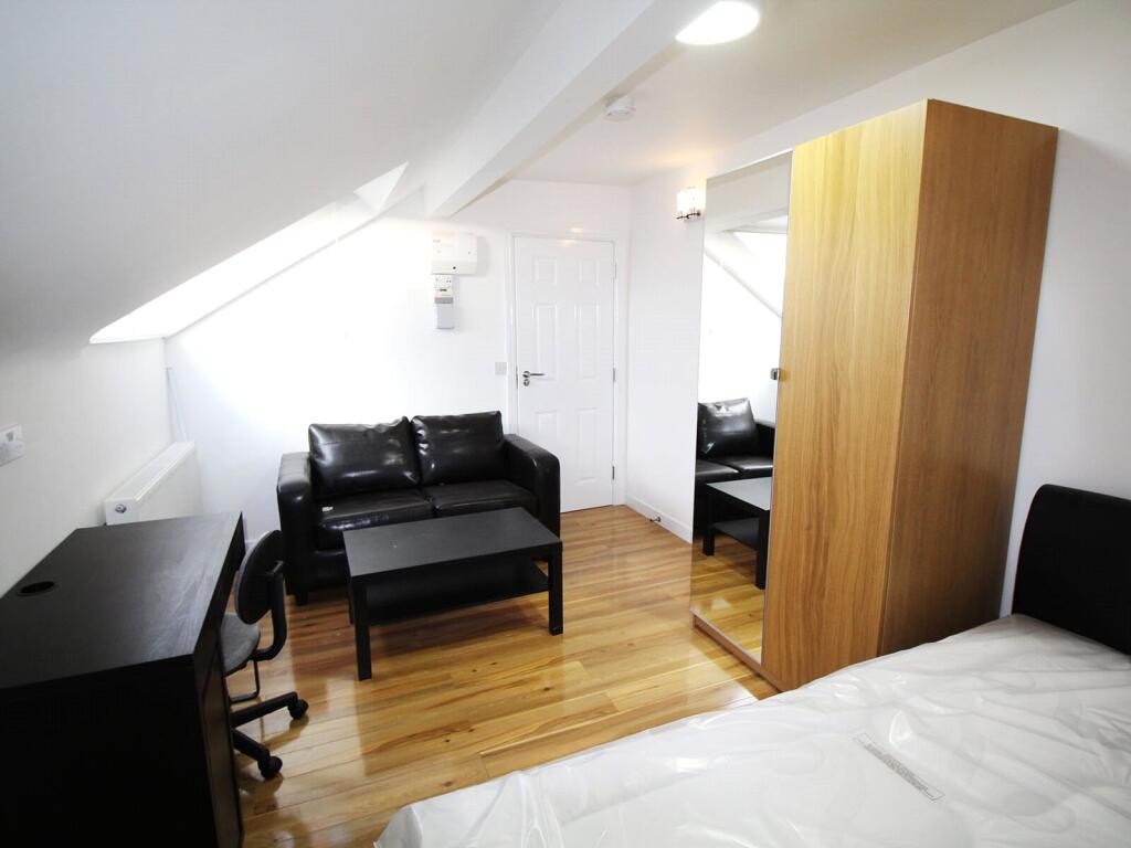 0 bed Flat Share for rent in Leeds. From Beercocks - Cottingham 0 bed Flat Share for rent in Leeds. From Beercocks - Cottingham
