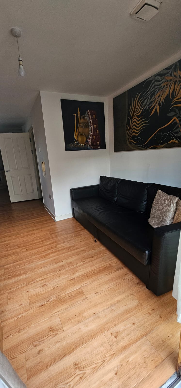 1 bed Apartment/Flat/Studio for rent in Hounslow. From PropertyLoop