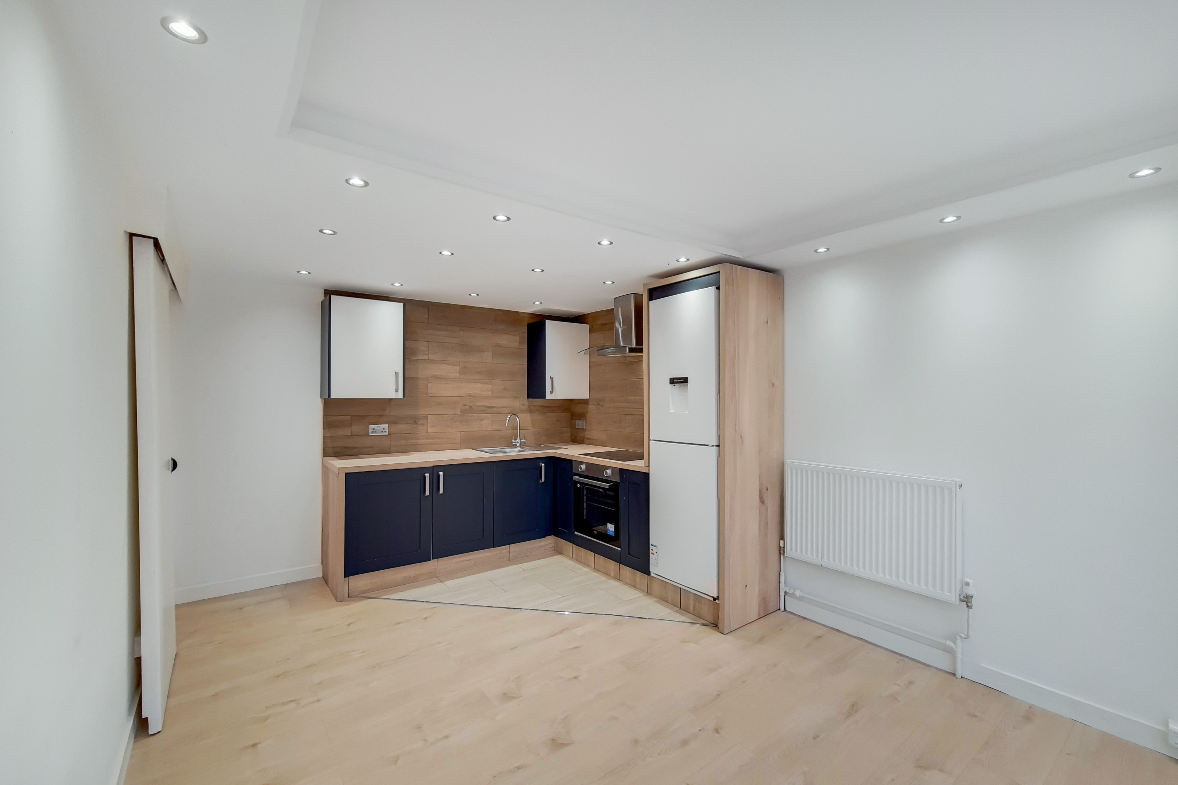 2 bed Apartment/Flat/Studio for rent in Camberwell. From PropertyLoop