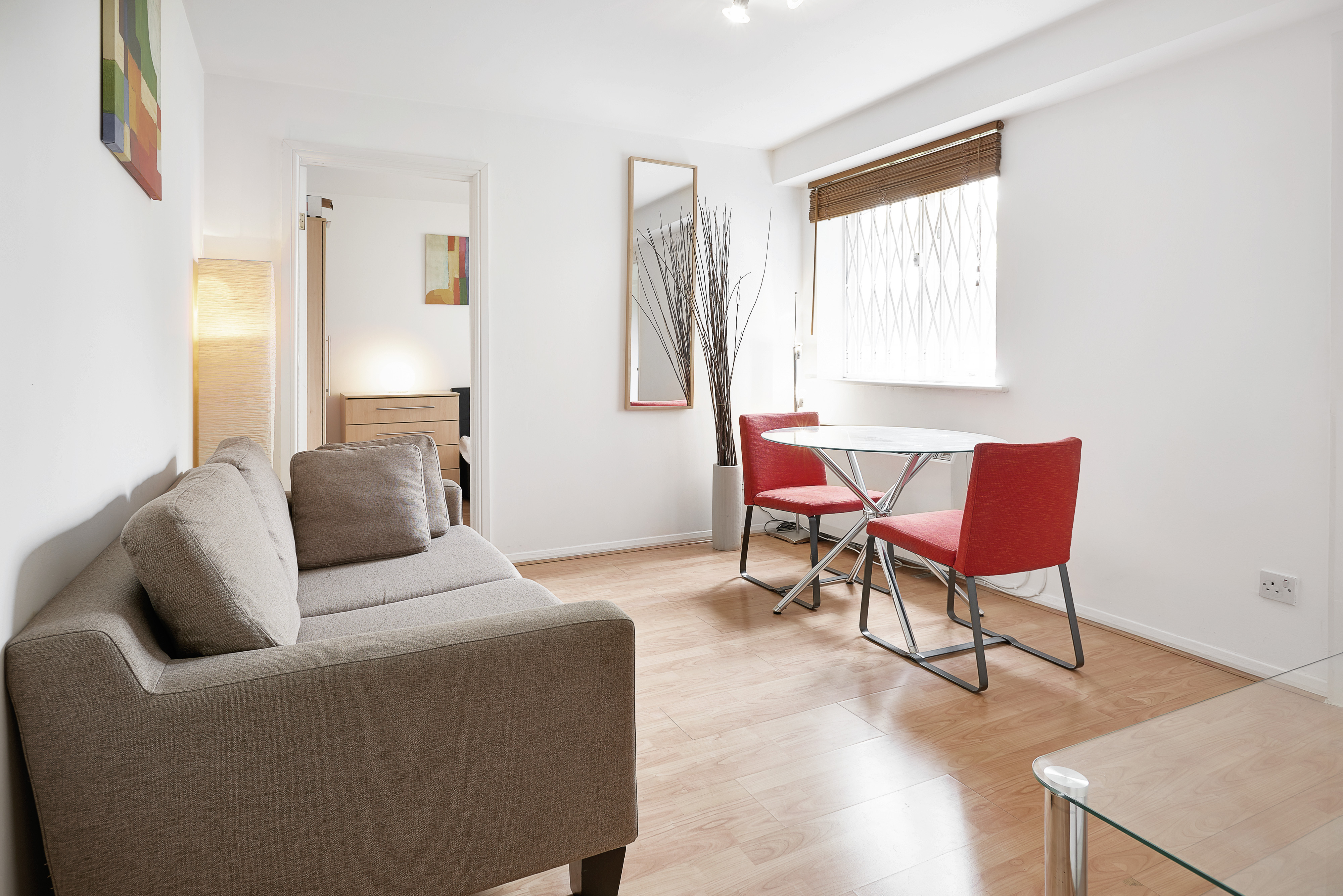 1 bed Apartment/Flat/Studio for rent in Poplar. From PropertyLoop