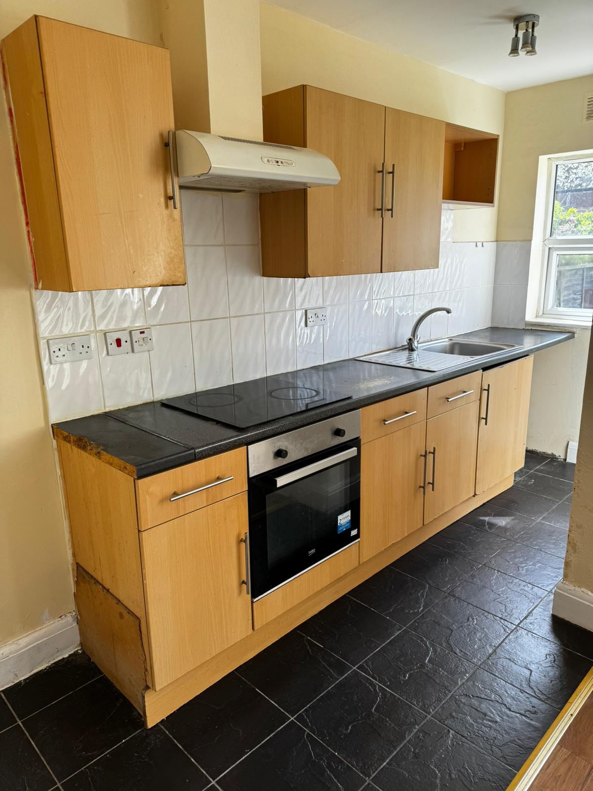 3 bed Apartment/Flat/Studio for rent in Ilford. From PropertyLoop
