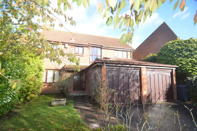 4 bed Detached House for rent in Croydon. From PropertyLoop