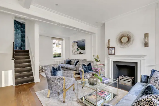 3 bed End of terrace house for rent in Chelsea. From PropertyLoop
