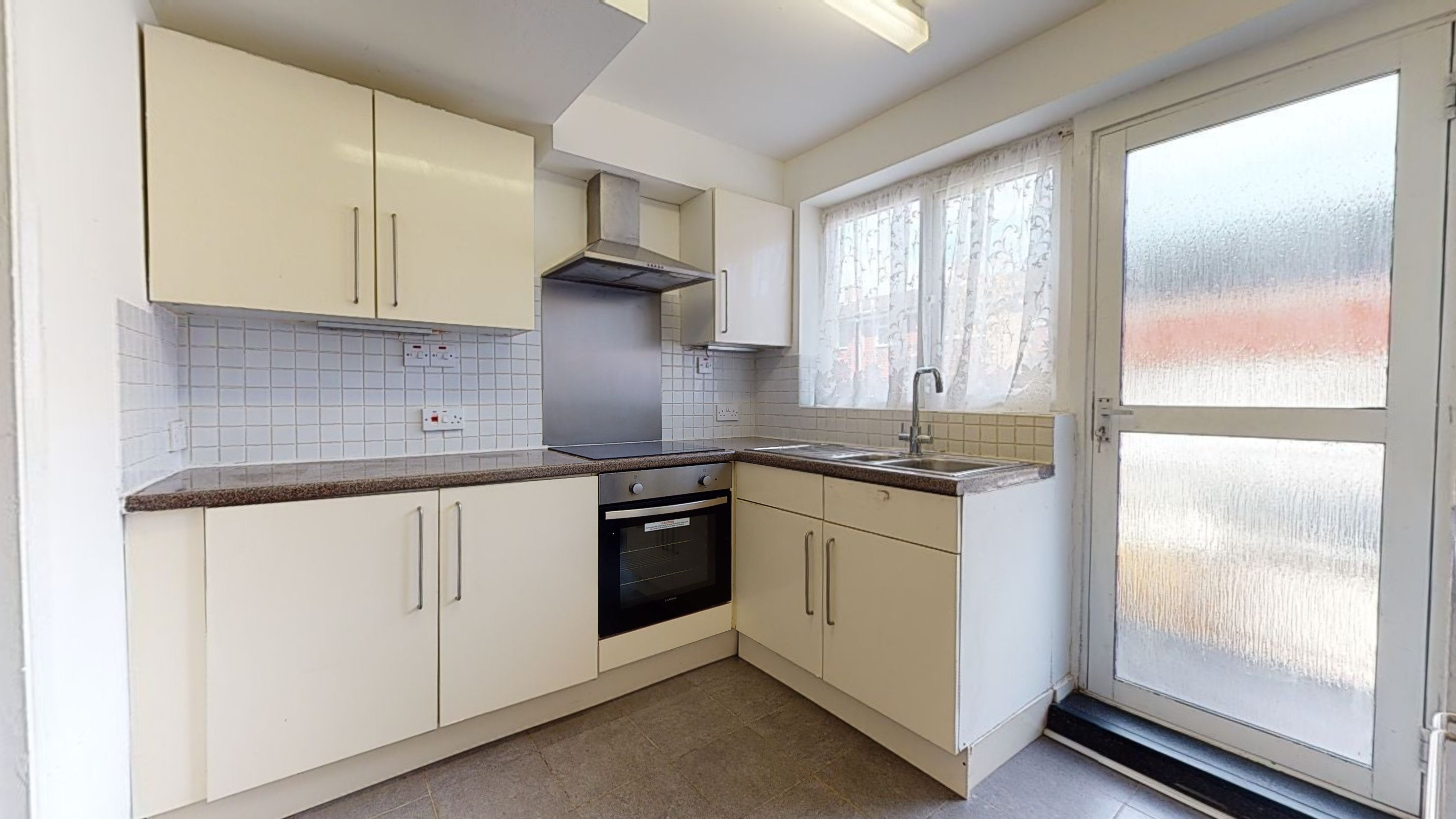 4 bed Loft Apartment for rent in Hatfield. From PropertyLoop