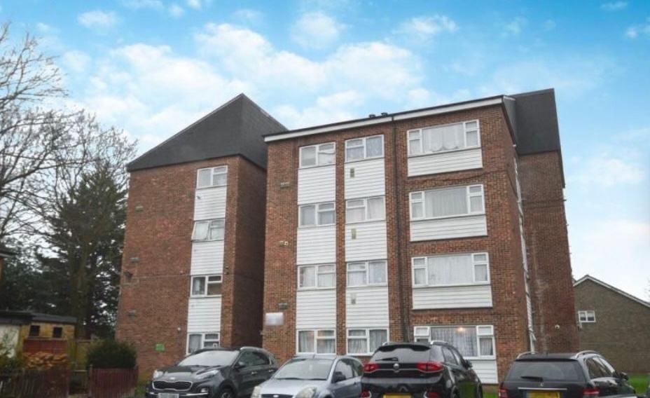 2 bed Loft Apartment for rent in Feltham. From PropertyLoop