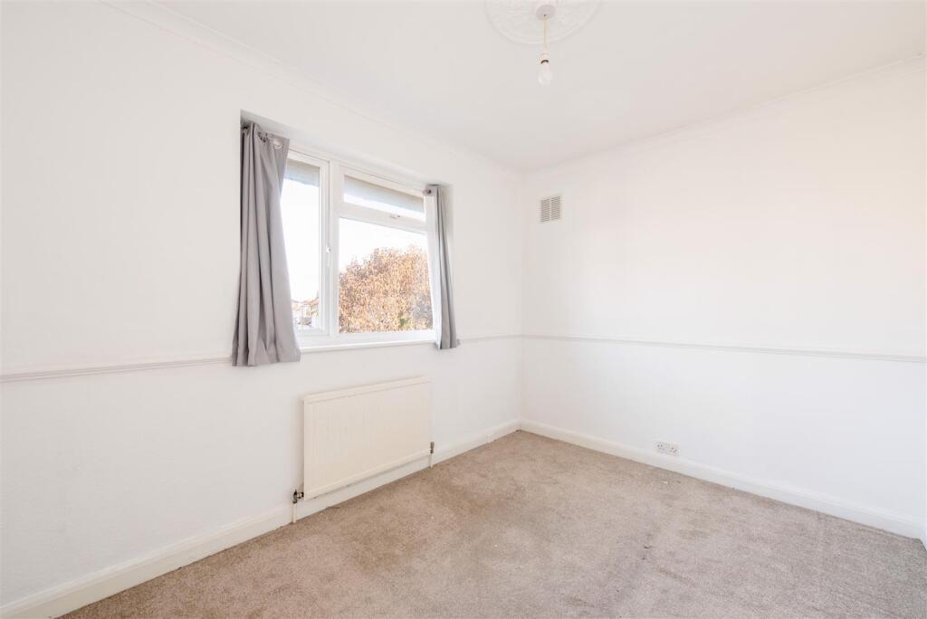 1 bed Annexe for rent in Crews Hill. From PropertyLoop 1 bed Annexe for rent in Crews Hill. From PropertyLoop