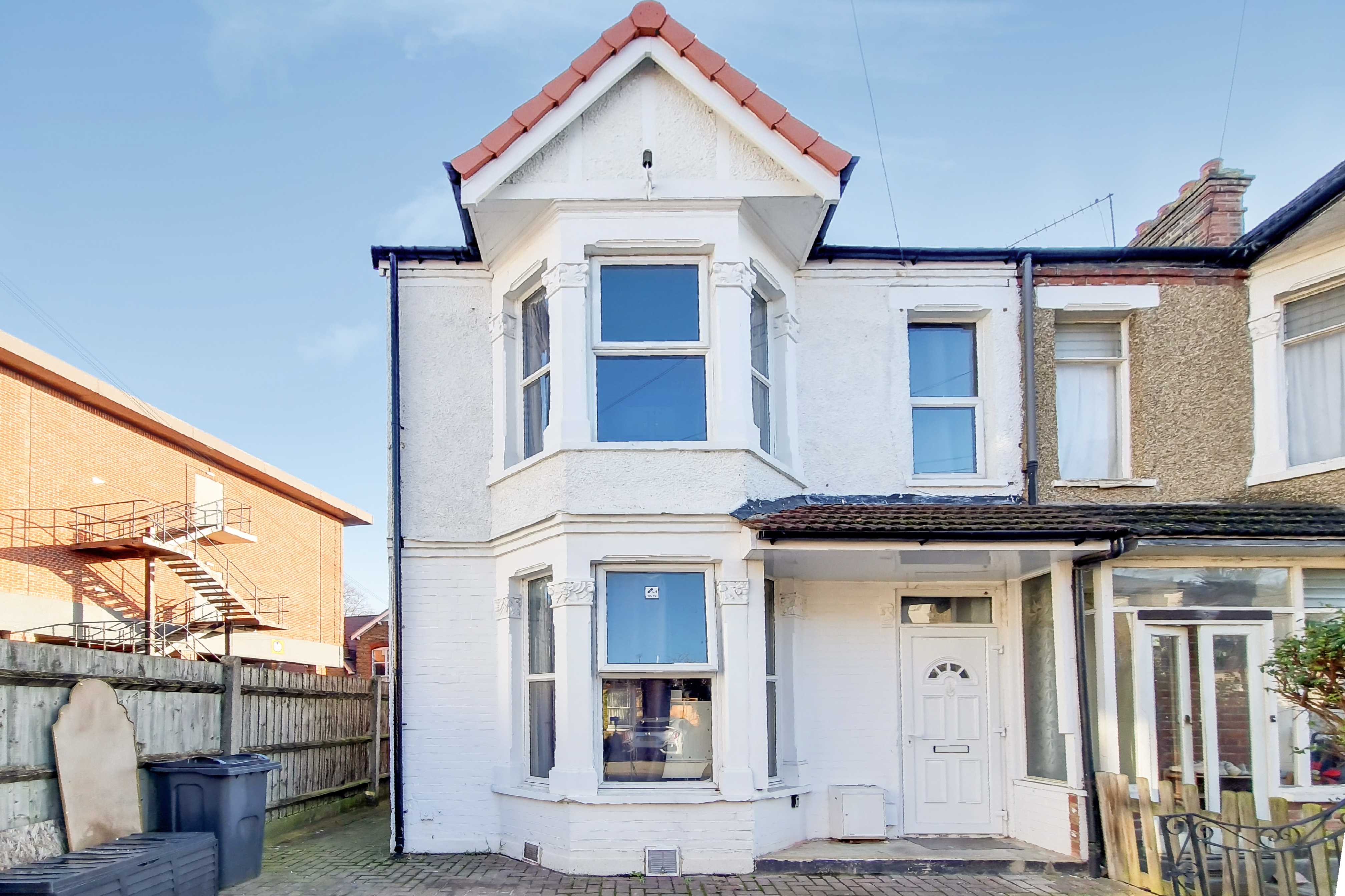 0 bed Studio Flat for rent in Yiewsley. From PropertyLoop