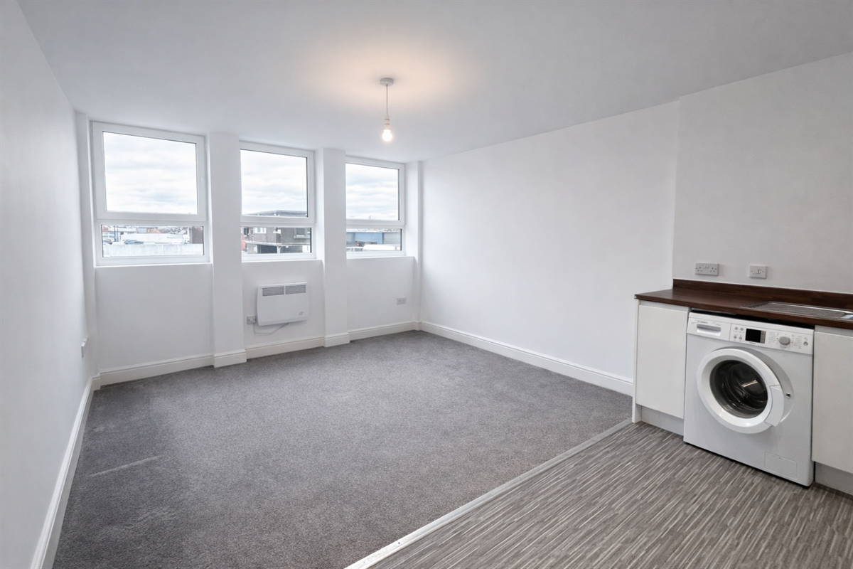 1 bed Apartment for rent in Sale. From Property Market Hub