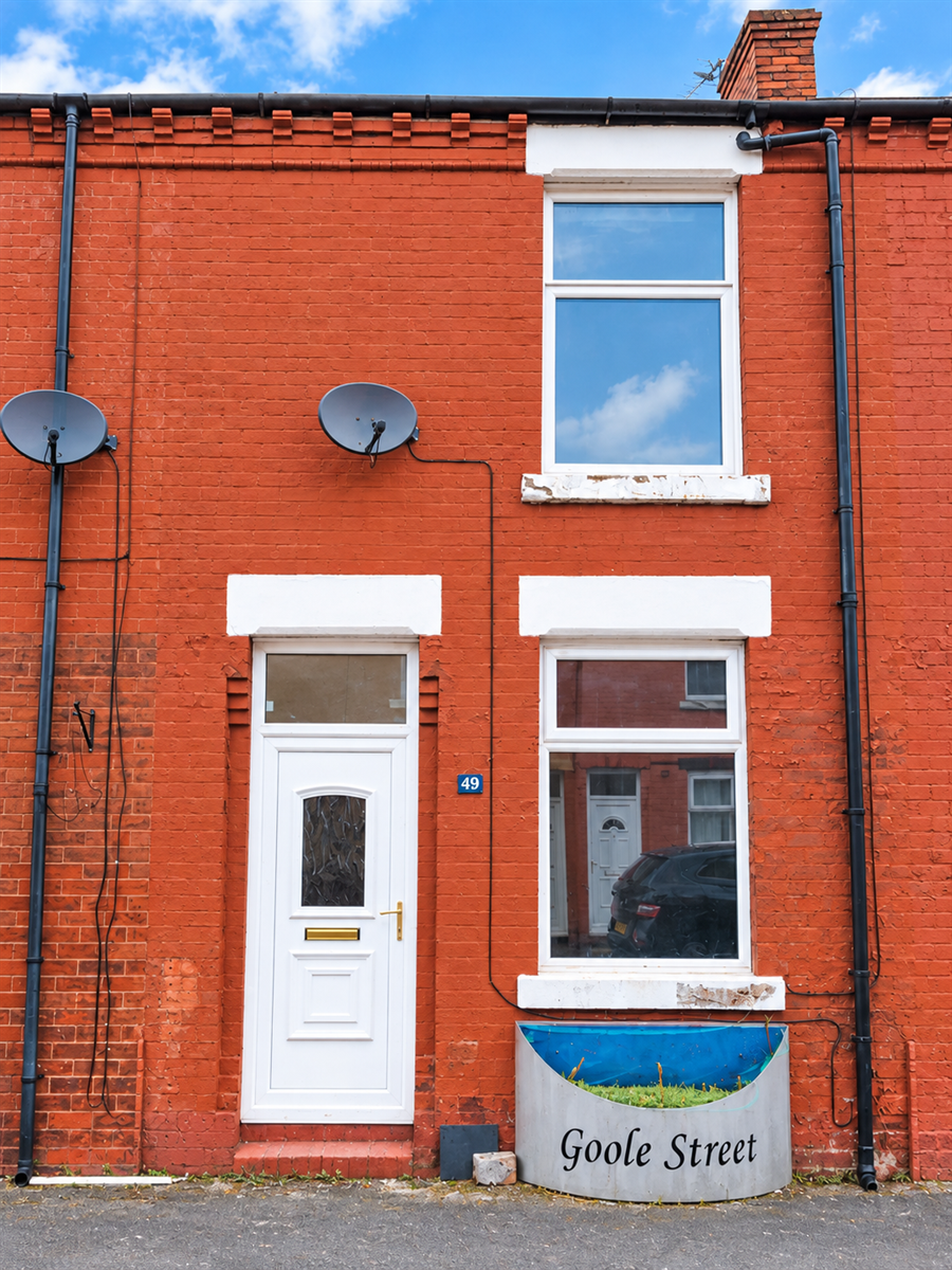 2 bed Mid Terraced House for rent in Manchester. From Property Market Hub