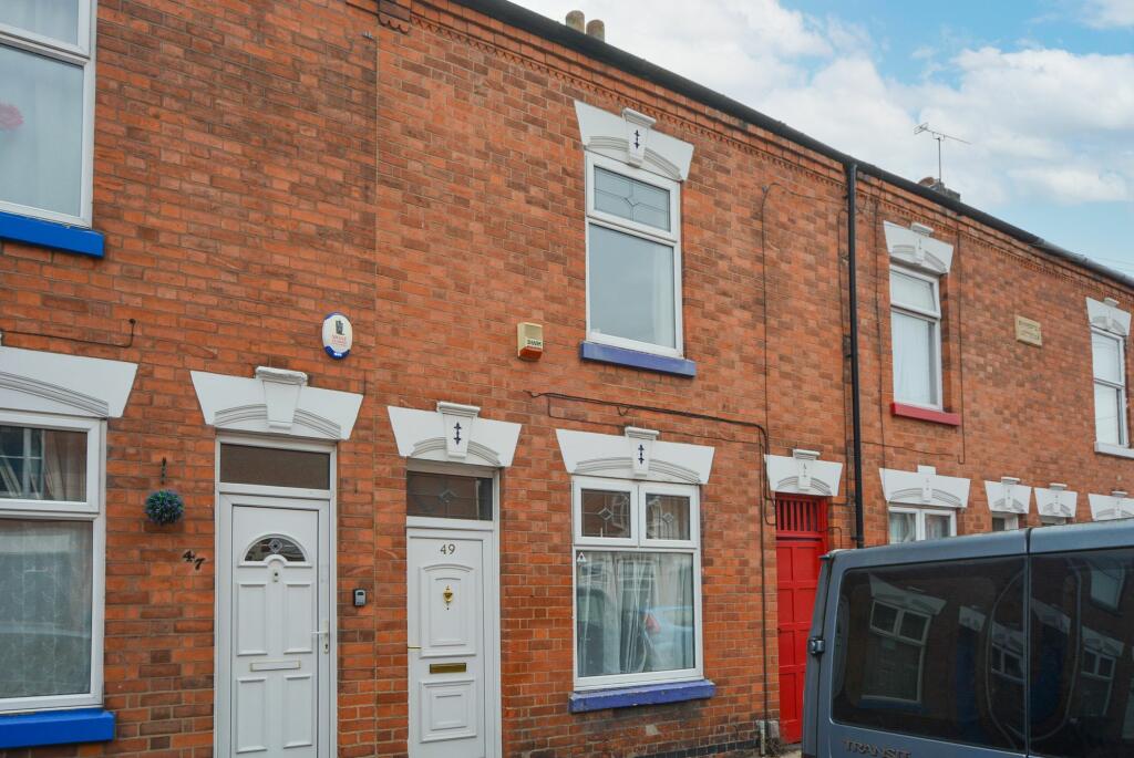 2 bed Mid Terraced House for rent in Leicester. From Knightsbridge Estates - Clarendon Park