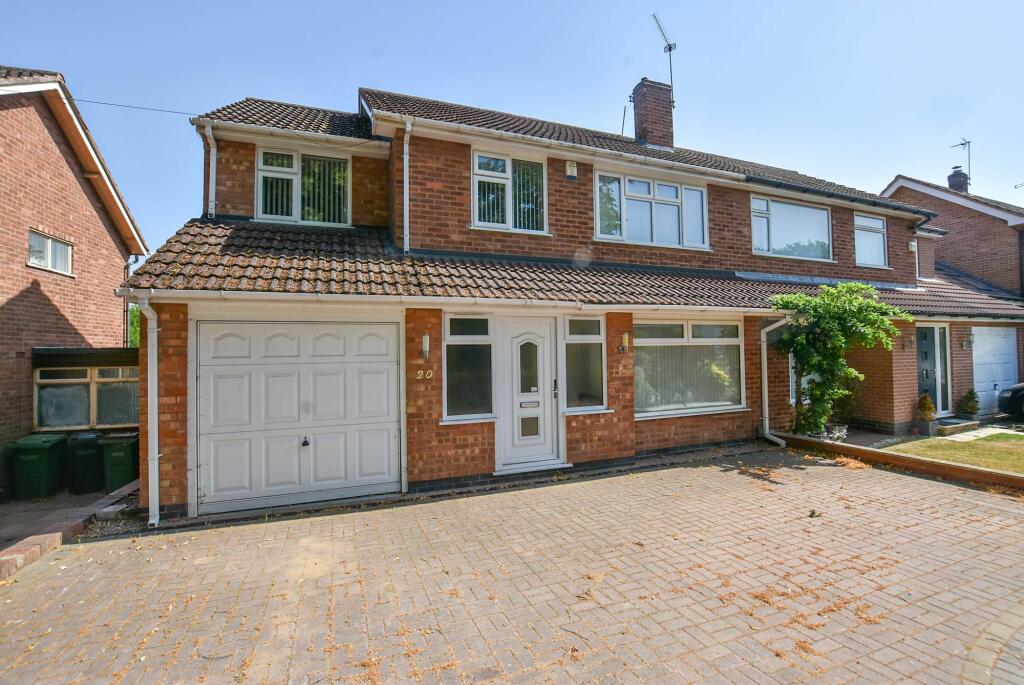 4 bed Semi-Detached House for rent in Leicester. From Knightsbridge Estates - Clarendon Park