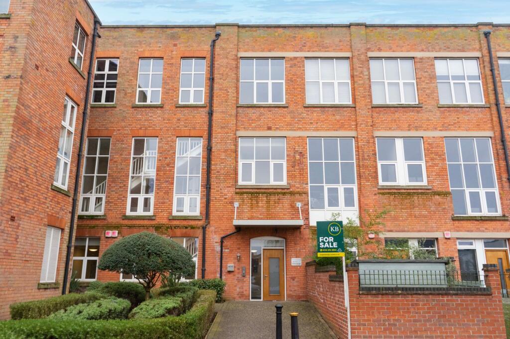 1 bed 1st Floor Flat for rent in Stoughton. From Knightsbridge Estate Agents & Valuers - Leicester