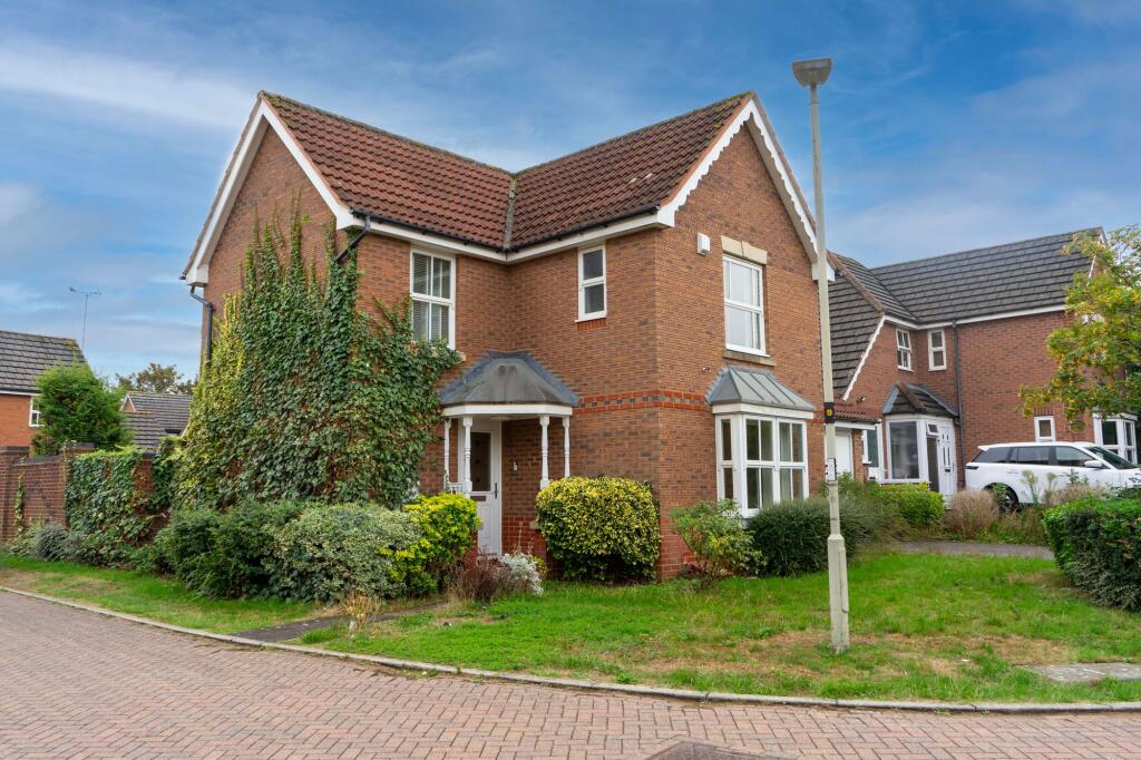 3 bed Detached for rent in Stoughton. From Knightsbridge Estate Agents & Valuers - Leicester