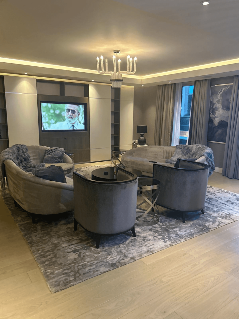 3 bed Apartment for rent in London. From PropertyLoop - Sales