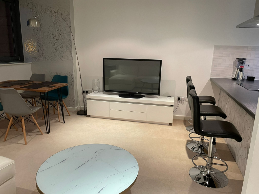 1 bed Apartment for rent in London. From PropertyLoop - Sales