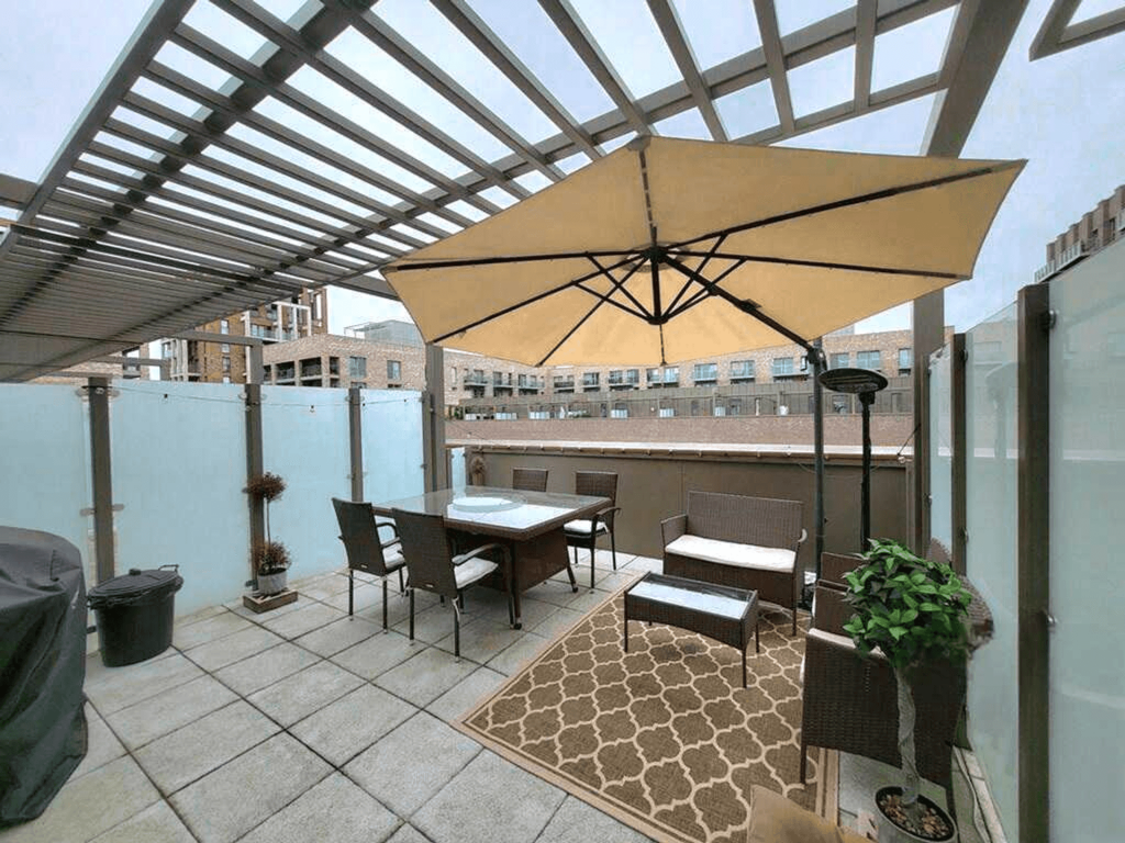 2 bed Apartment for rent in London. From PropertyLoop - Sales