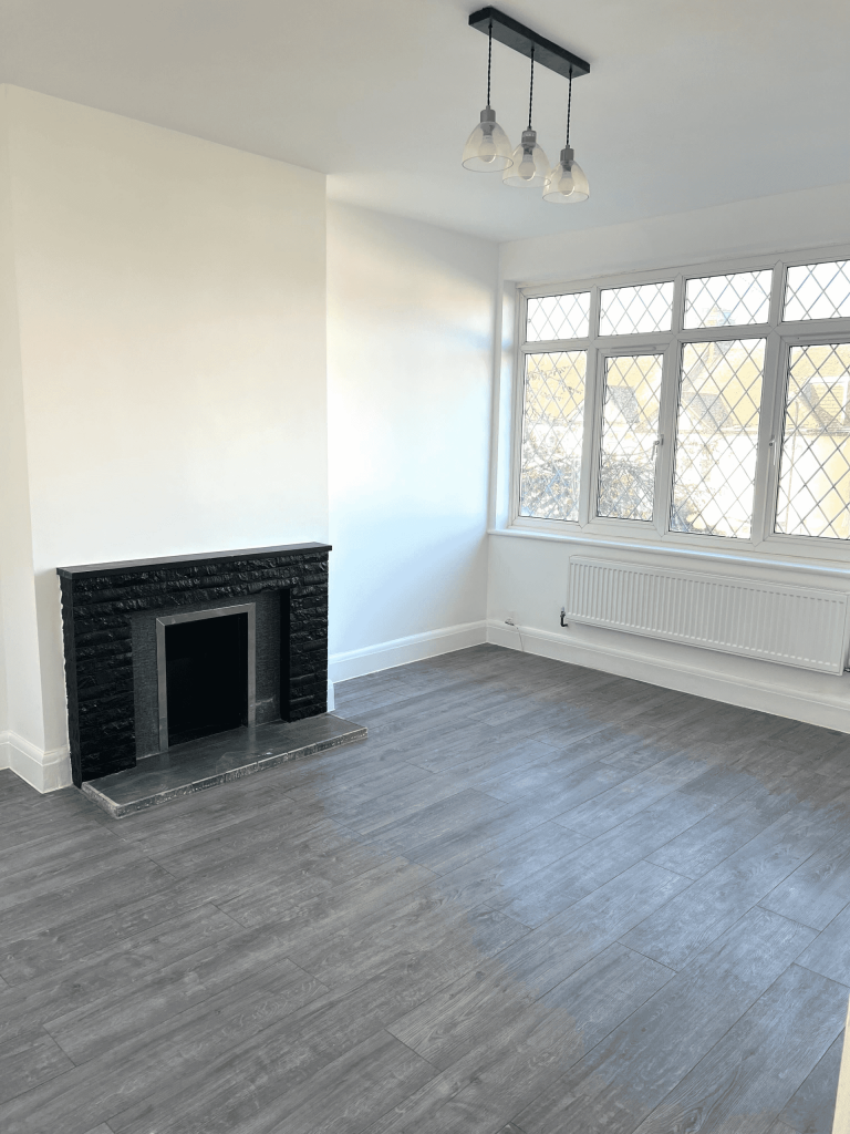 3 bed Semi-Detached House for rent in London. From PropertyLoop - Sales