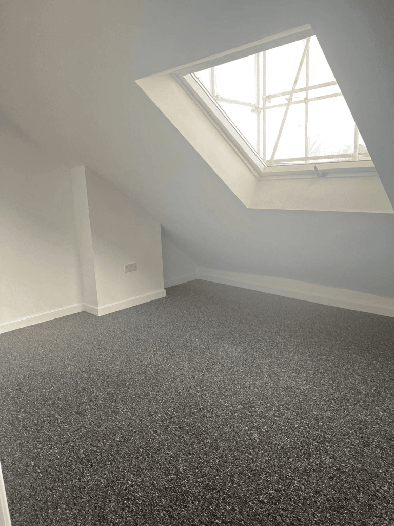 5 bed Mid Terraced House for rent in Bristol. From PropertyLoop - Sales