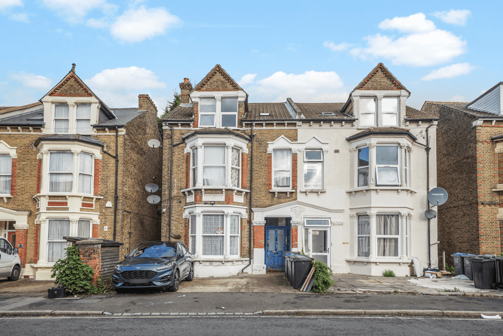 2 bed Apartment for rent in Croydon. From PropertyLoop - Sales