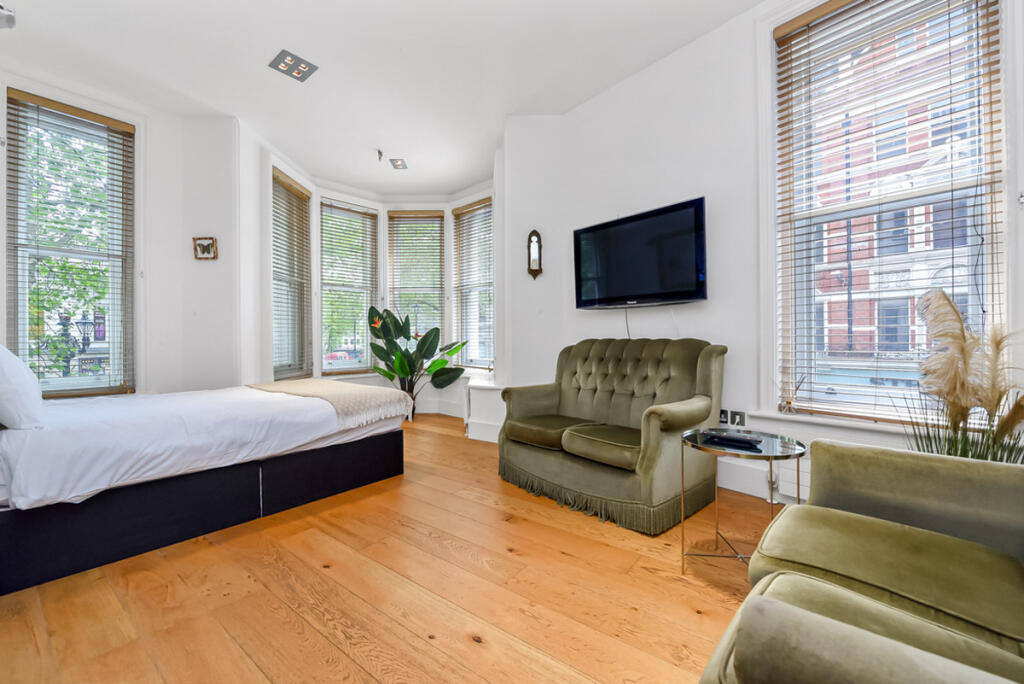 1 bed Apartment for rent in London. From The Agency UK - Covering Nationwide