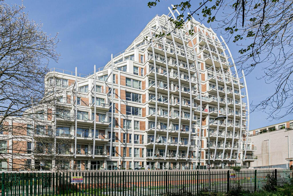 1 bed Apartment for rent in Kingston upon Thames. From The Agency UK - Covering Nationwide