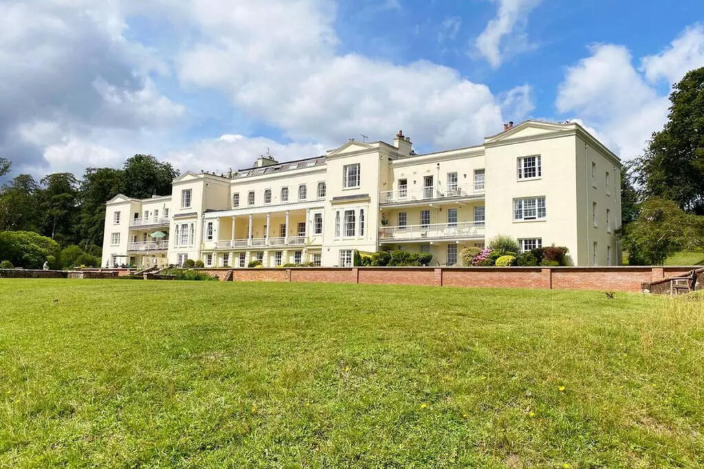 2 bed Apartment for rent in Lyndhurst. From The Agency UK - Covering Nationwide
