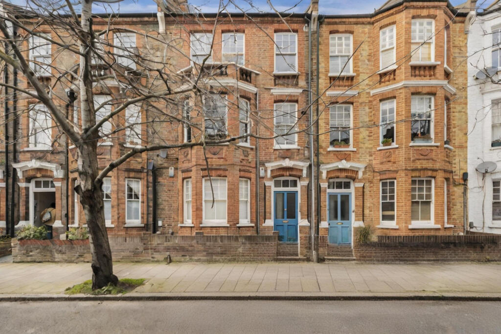 2 bed Apartment for rent in Camberwell. From The Agency UK - Covering Nationwide