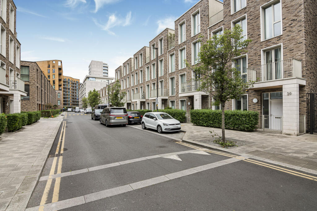 4 bed Town House for rent in Woolwich. From The Agency UK - Covering Nationwide 4 bed Town House for rent in Woolwich. From The Agency UK - Covering Nationwide