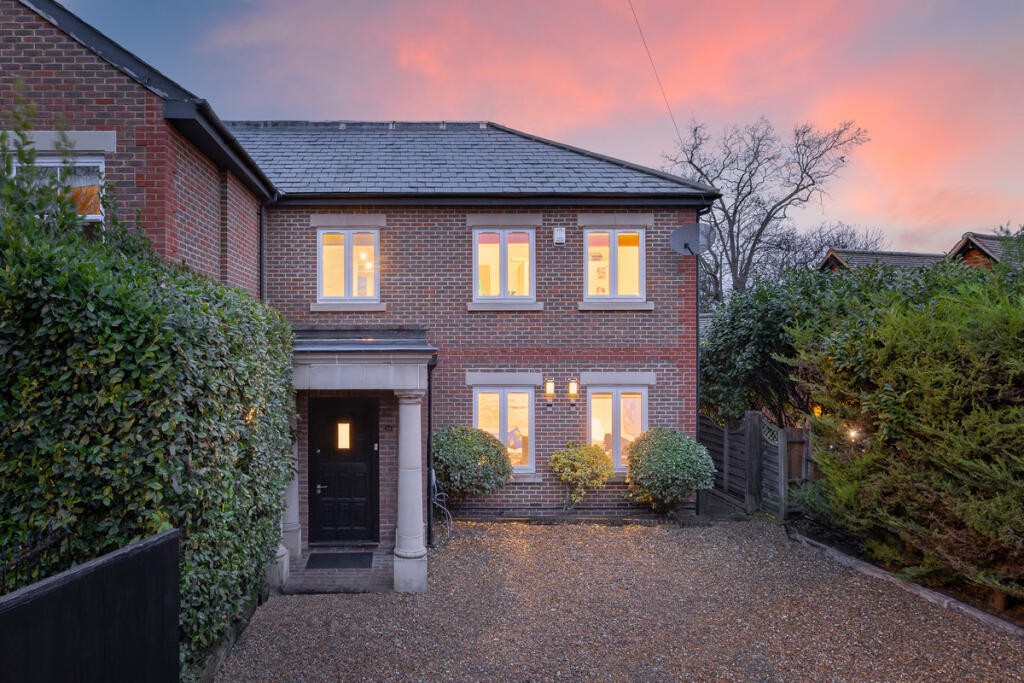 5 bed Semi Detached for rent in Weybridge. From The Agency UK - Covering Nationwide