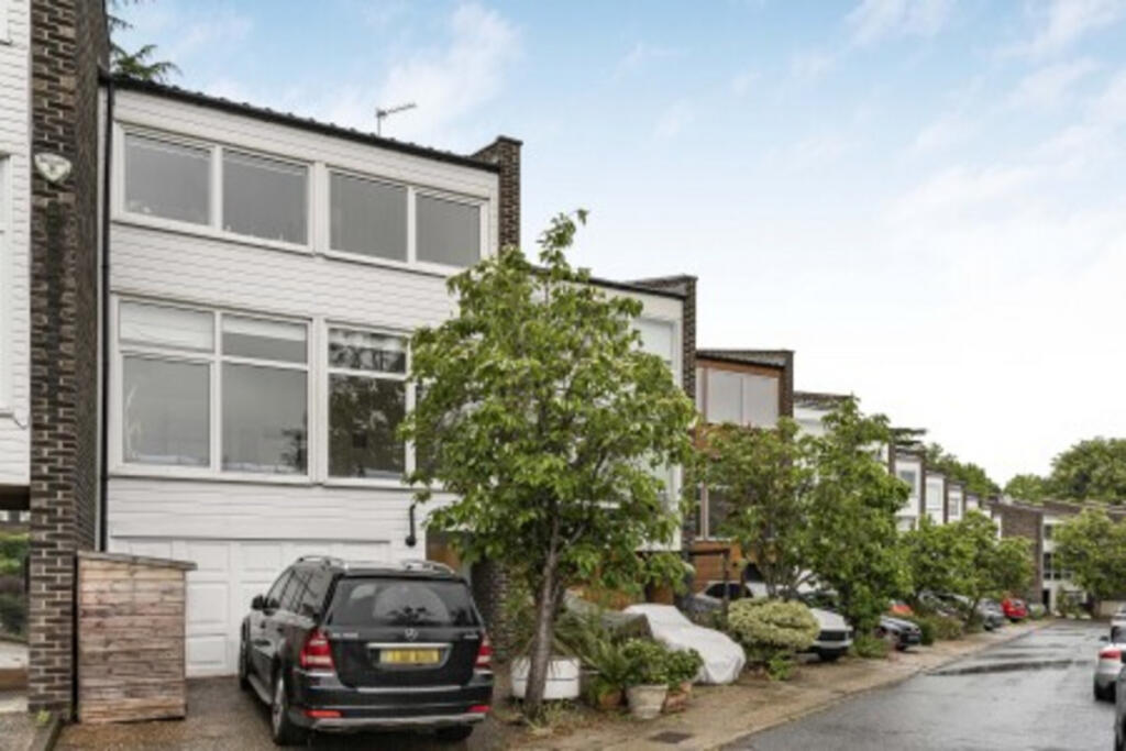 5 bed Town House for rent in Wimbledon. From The Agency UK - Covering Nationwide 5 bed Town House for rent in Wimbledon. From The Agency UK - Covering Nationwide