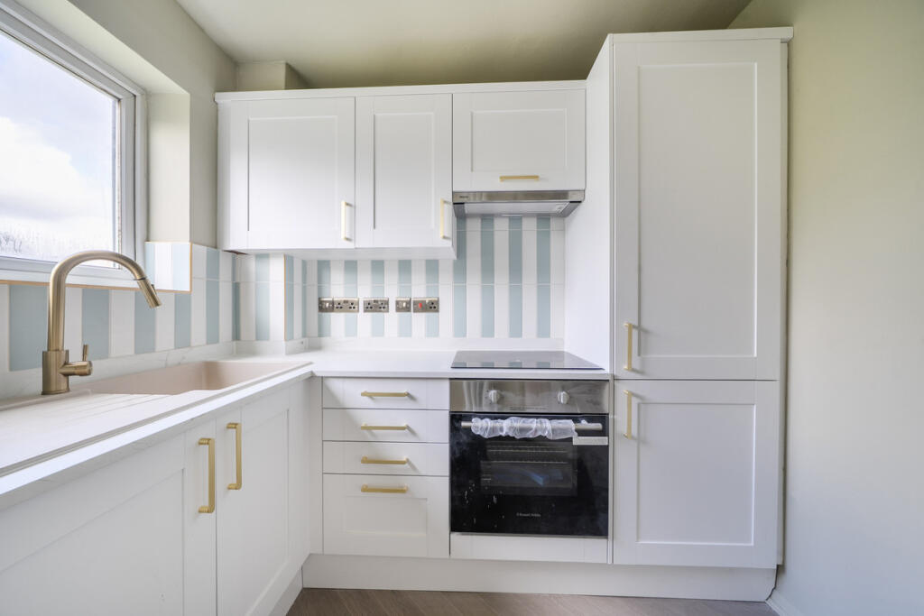 1 bed Apartment for rent in London. From The Agency UK - Covering Nationwide 1 bed Apartment for rent in London. From The Agency UK - Covering Nationwide