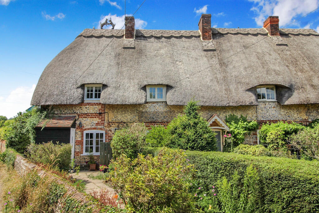 2 bed Cottage for rent in St Mary Bourne. From The Agency UK - Covering Nationwide