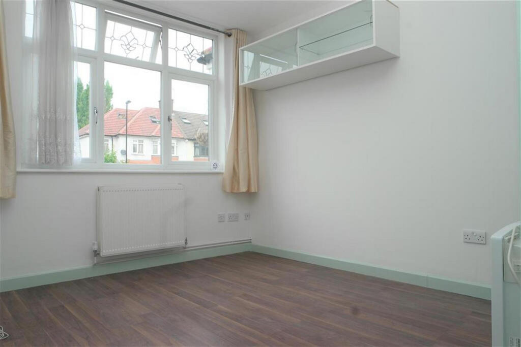 1 bed 1st Floor Flat for rent in London. From The Agency UK - Covering Nationwide 1 bed 1st Floor Flat for rent in London. From The Agency UK - Covering Nationwide