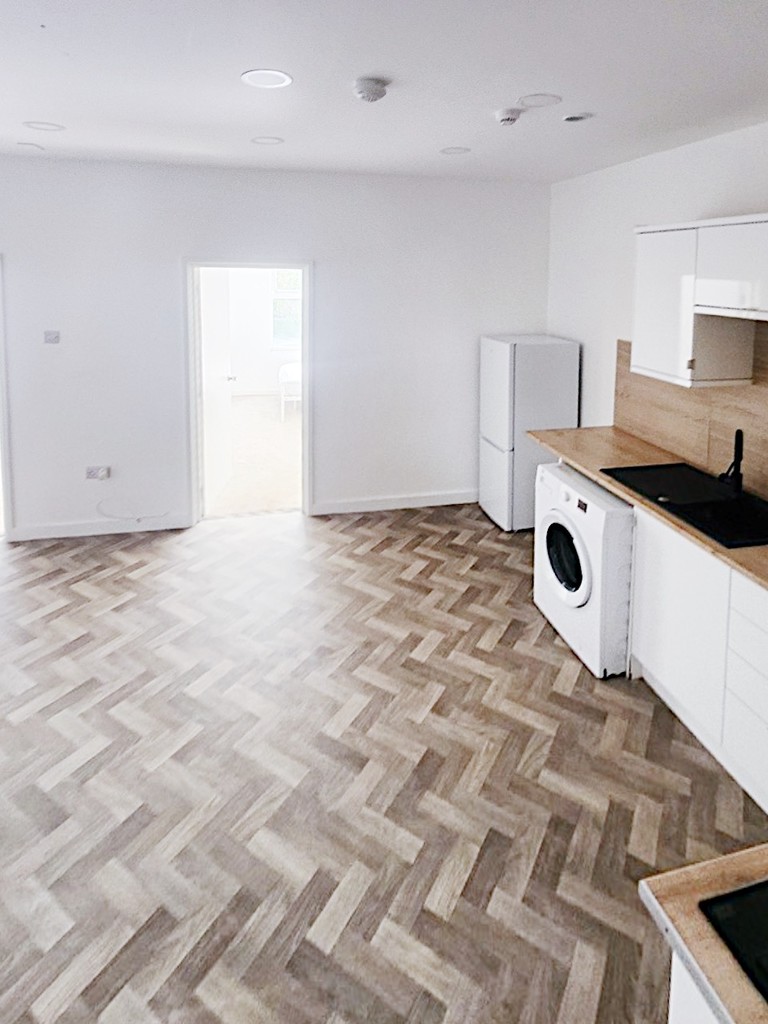 5 bed House Share for rent in Crofts End. From Patrick James Property 5 bed House Share for rent in Crofts End. From Patrick James Property