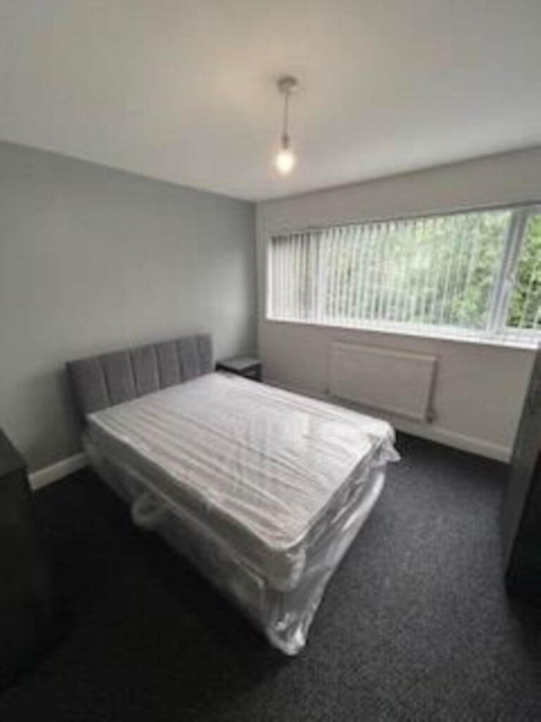 1 bed House Share for rent in Runcorn. From HLGB - Warrington