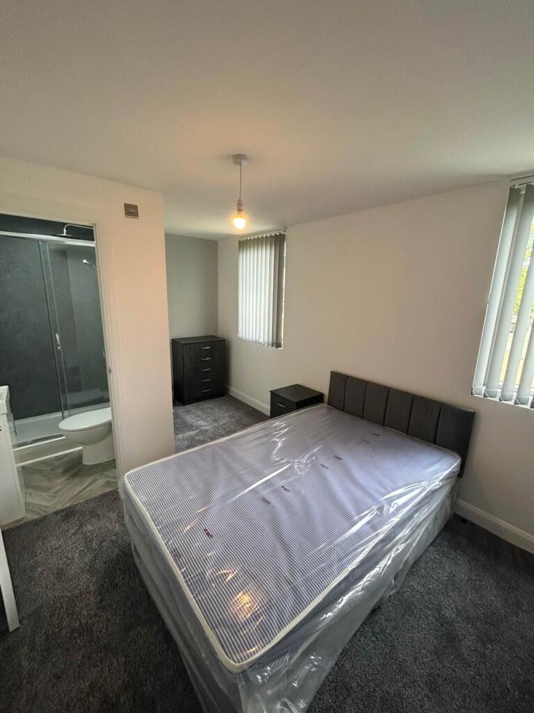 1 bed House Share for rent in Runcorn. From HLGB - Warrington